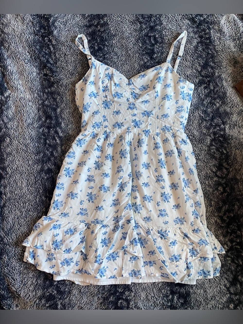 Hollister Women’s XS White Floral Print Sweetheart Neckline Mini Dress
